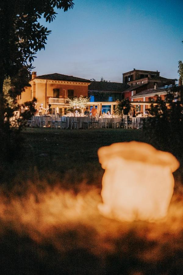 Tenuta Pizzone Wine Resort Риванацано Екстериор снимка